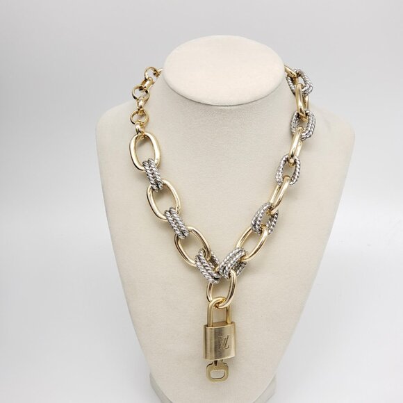 Authentic Louis Vuitton Gold Padlock w/ Unbranded Fashion Geometry Necklace - Picture 8 of 8